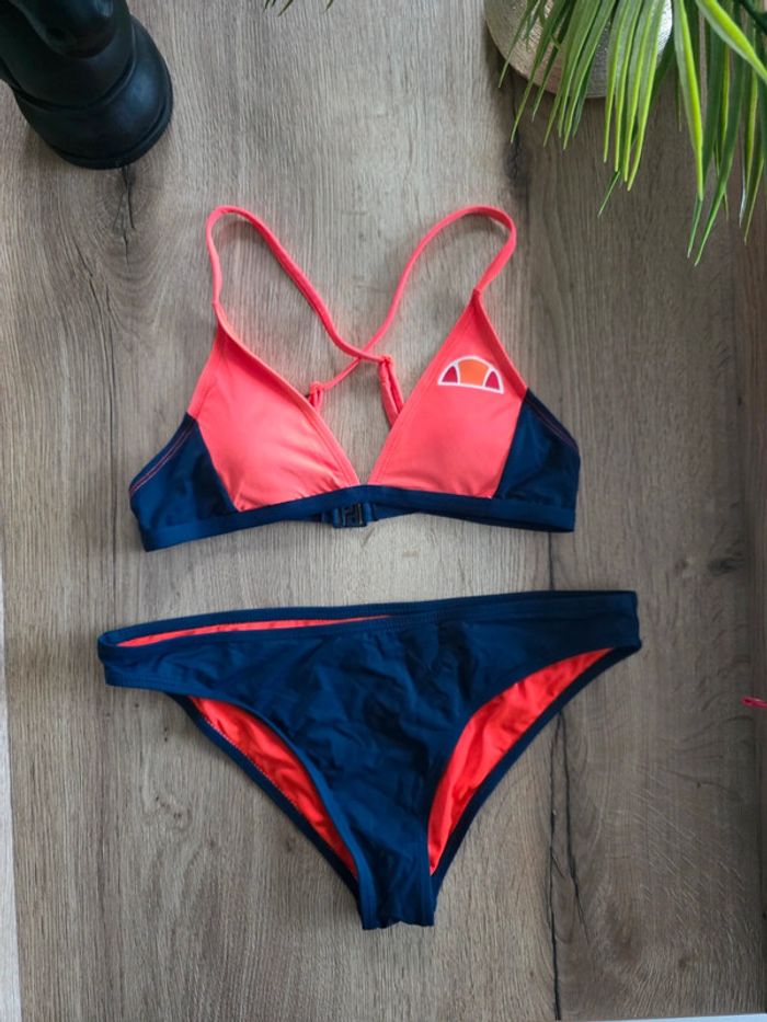 Maillot de bain 2 pièces Ellesse