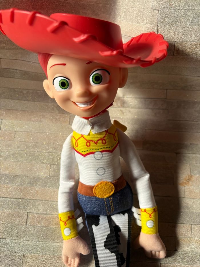 Jessie toys story Disney pixar 38 cm - photo numéro 3