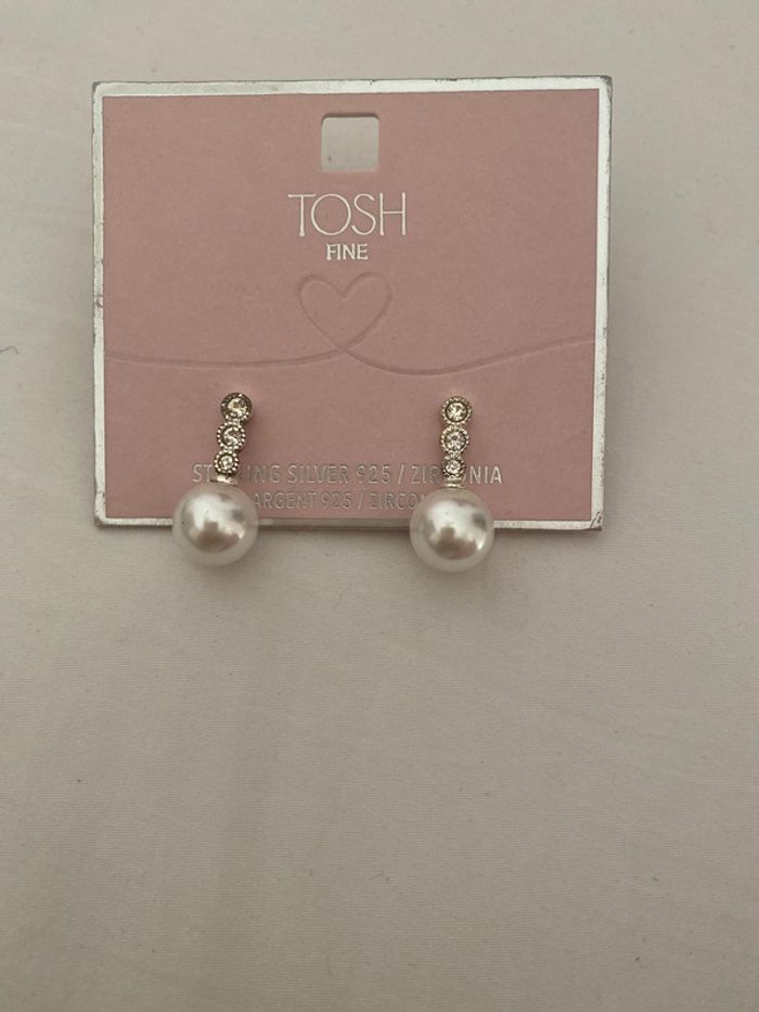 Boucle d’oreille en argent zircone