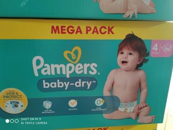 Lot de 192 couches Pampers dry taille 4 - 2 cartons