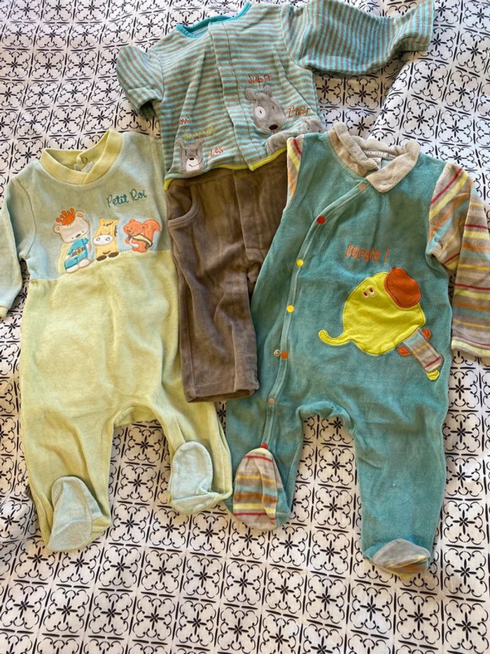Lot de pyjamas 6 mois