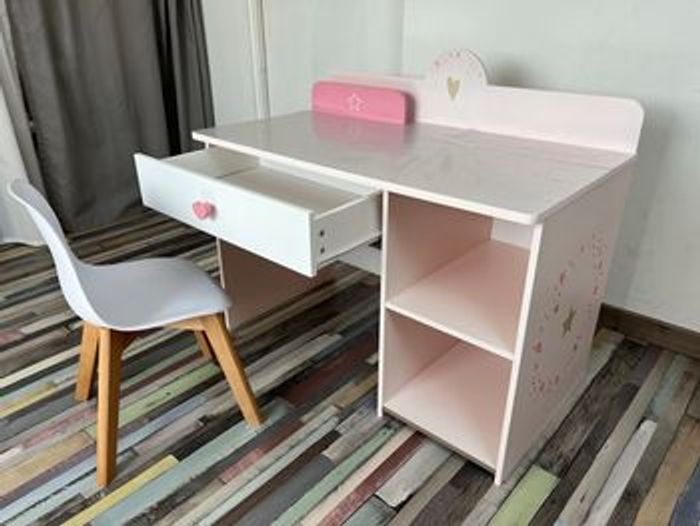 Bureau maternelle Vertbaudet - photo numéro 4