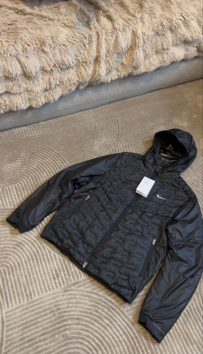 Veste Nike - photo numéro 2