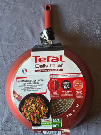 Wok TEFAL Dailly Chef 28cm Tout Feux et induction.