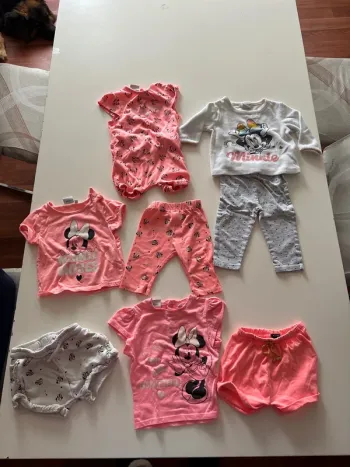 Lot Minnie en 12 mois