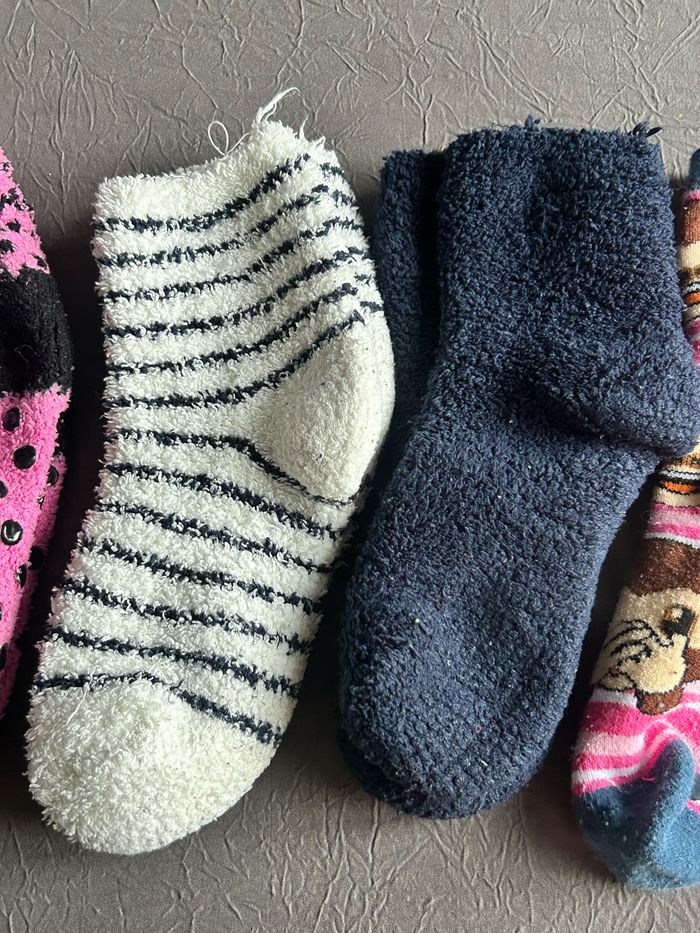 Lot de 4 paires de chaussettes de nuit enfant - photo numéro 4