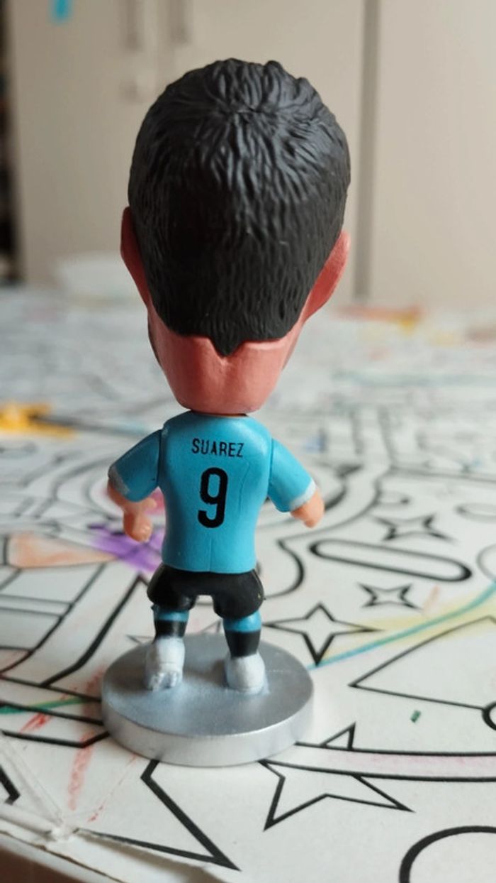 Petite figurine foot neuve Luis Suarez Uruguay - photo numéro 2