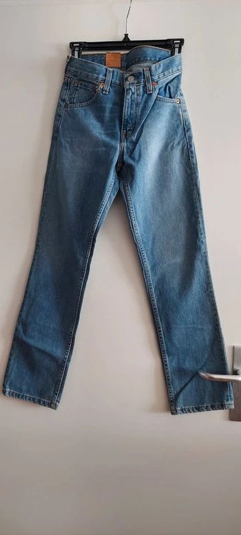 Jean Levi's 595