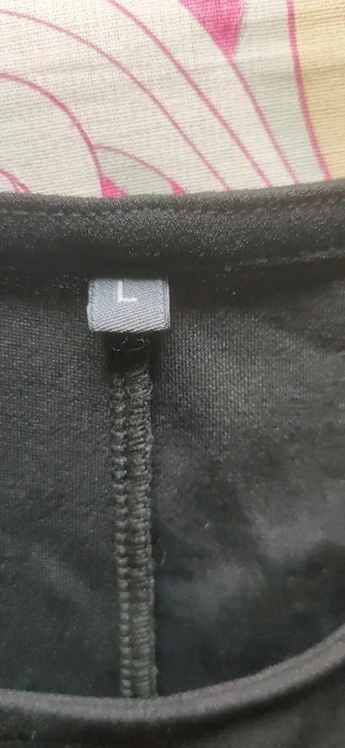 Petite robe noire - photo numéro 6