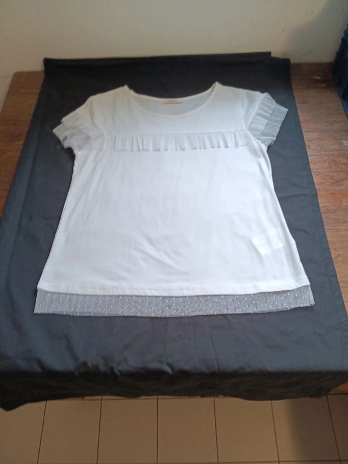 Haut /t-shirt - photo numéro 3