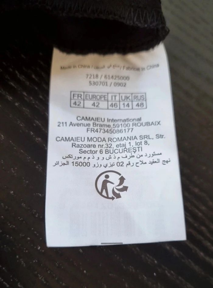 Robe noire trapèze, sans manches - photo numéro 11