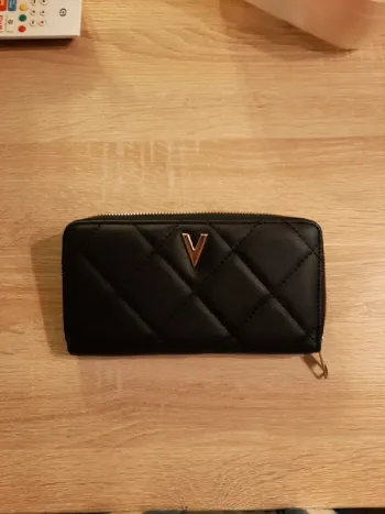 Portefeuille matelassé noir