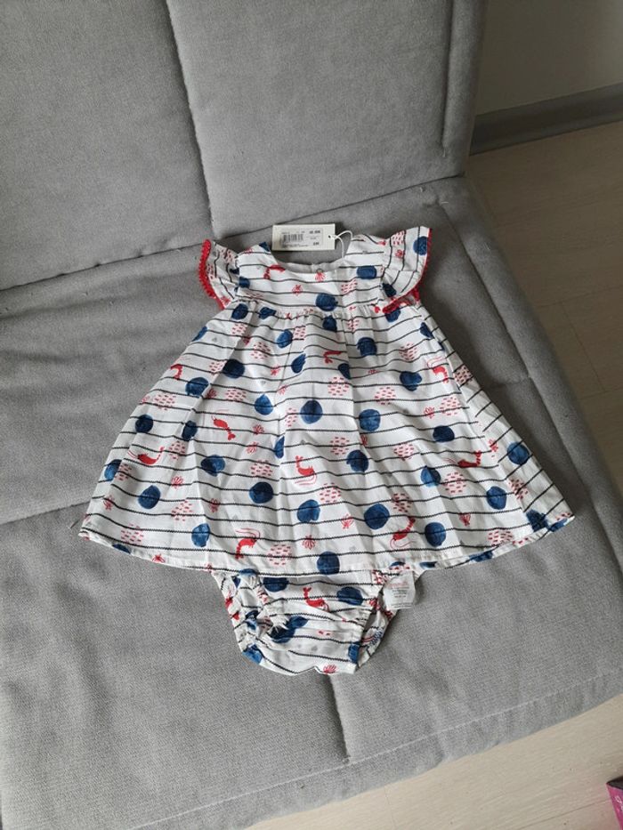 Ensemble robe et bloomer Catimini taille 6 mois neuf avec étiquettes