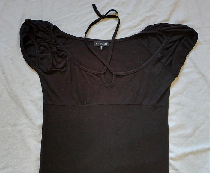 Tee shirt noir Habillé taille 38 / 40 - photo numéro 2