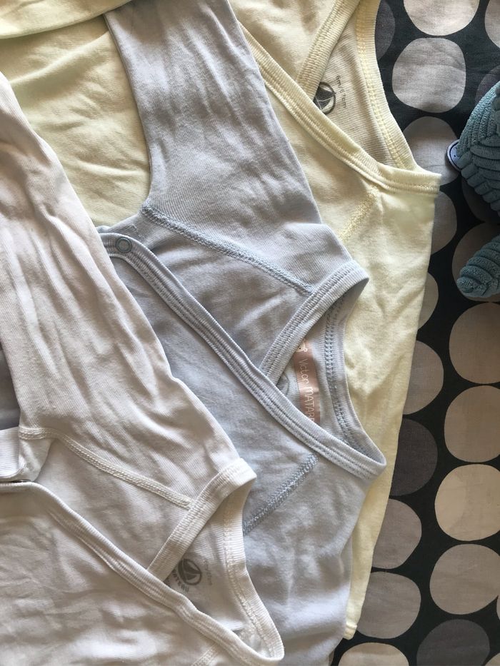 Lot bodies manches longues 6m petit bateau - photo numéro 2