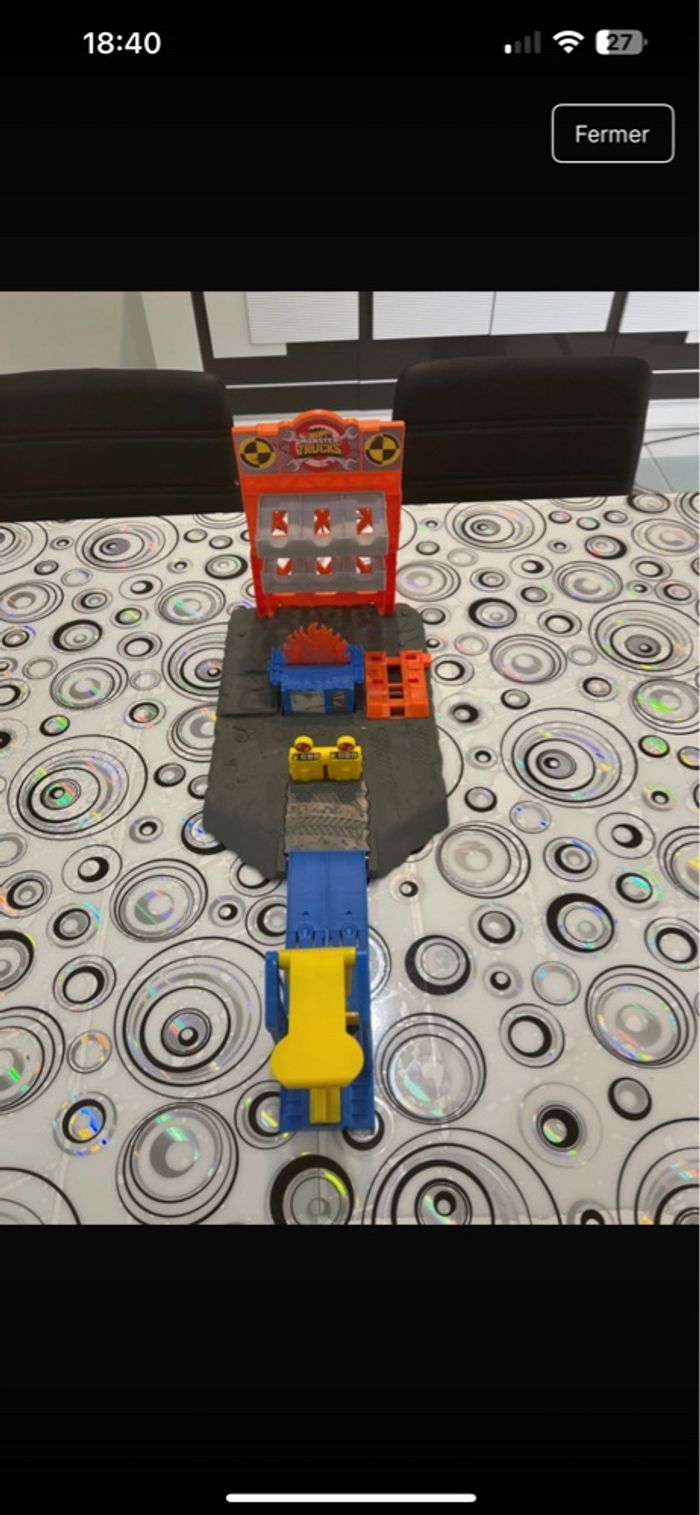 Circuit cars, hot weels et Mario