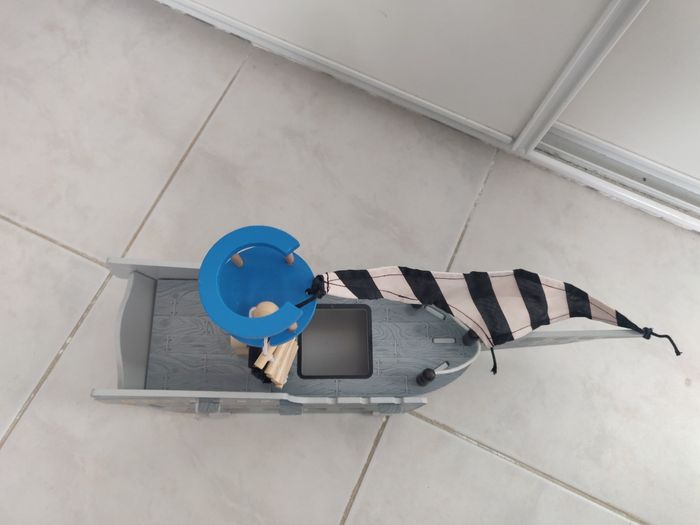 Bateau en bois très bon état - photo numéro 3