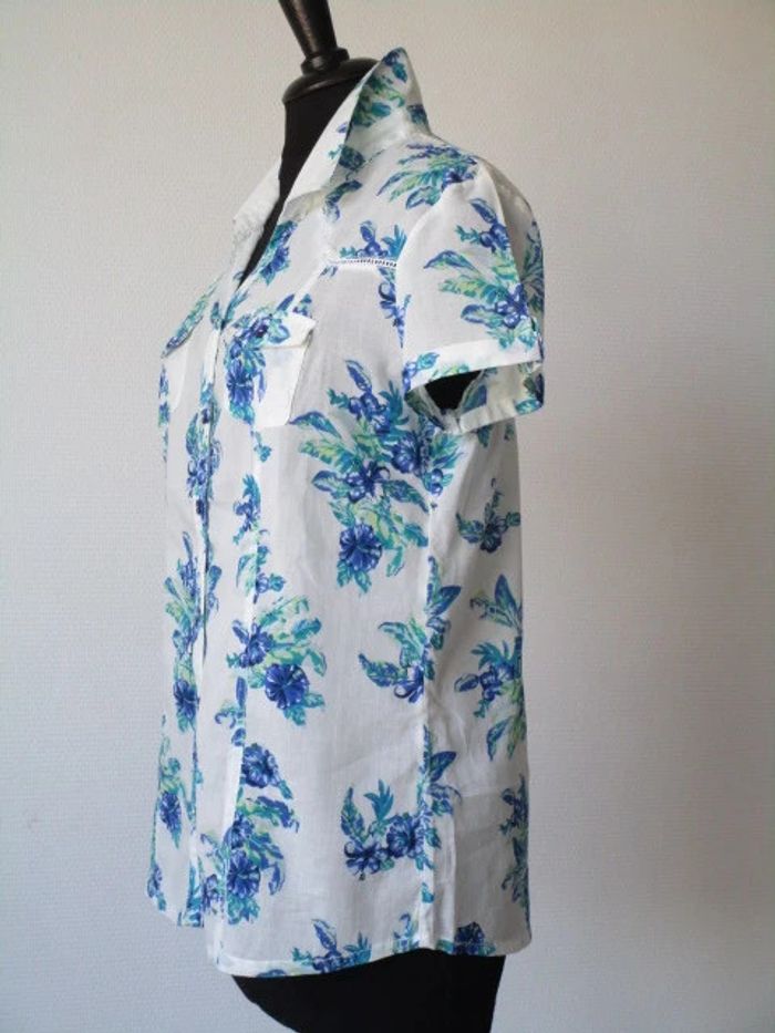 Chemisette blanche fleurs bleues Jac Jac 38 NEUVE - photo numéro 4