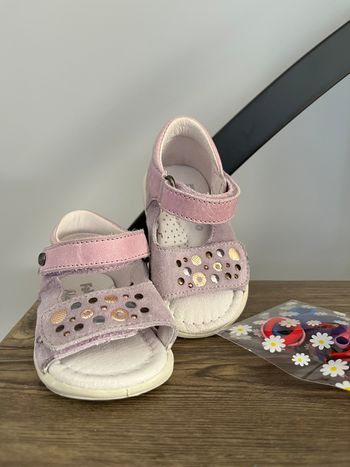 Sandales Falcotto by Naturino + accessoires cheveux