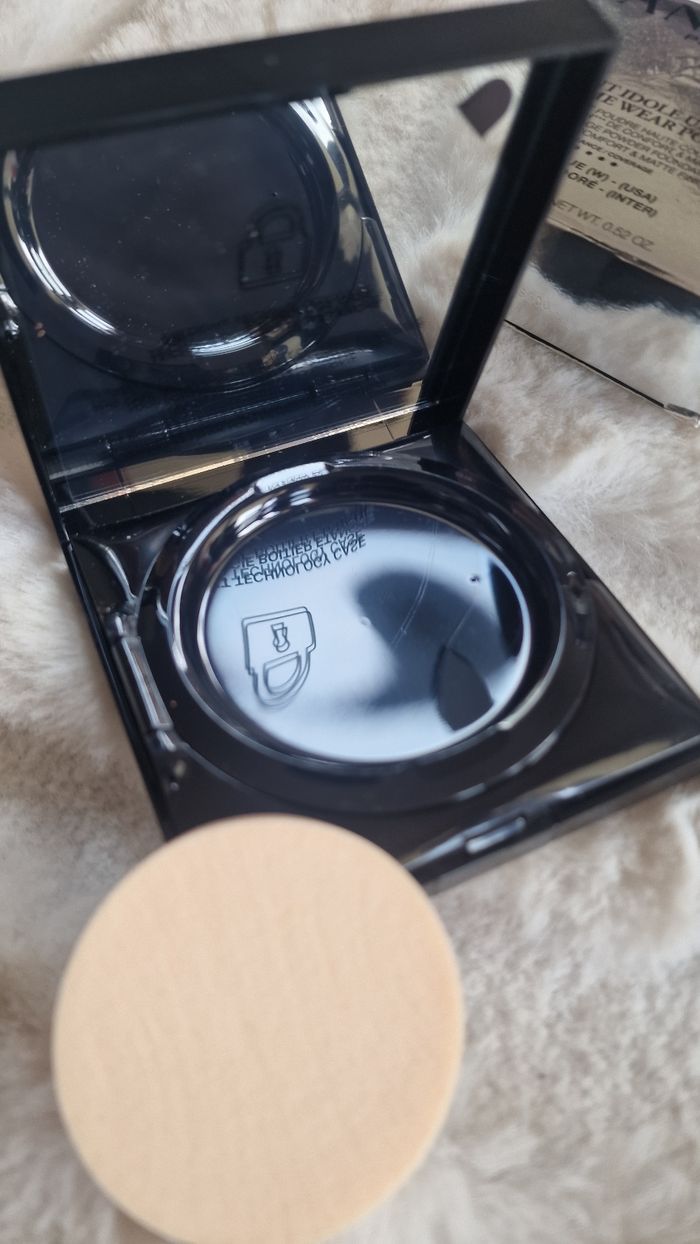 Teint idole ultra extreme wear powder Lancôme - photo numéro 3