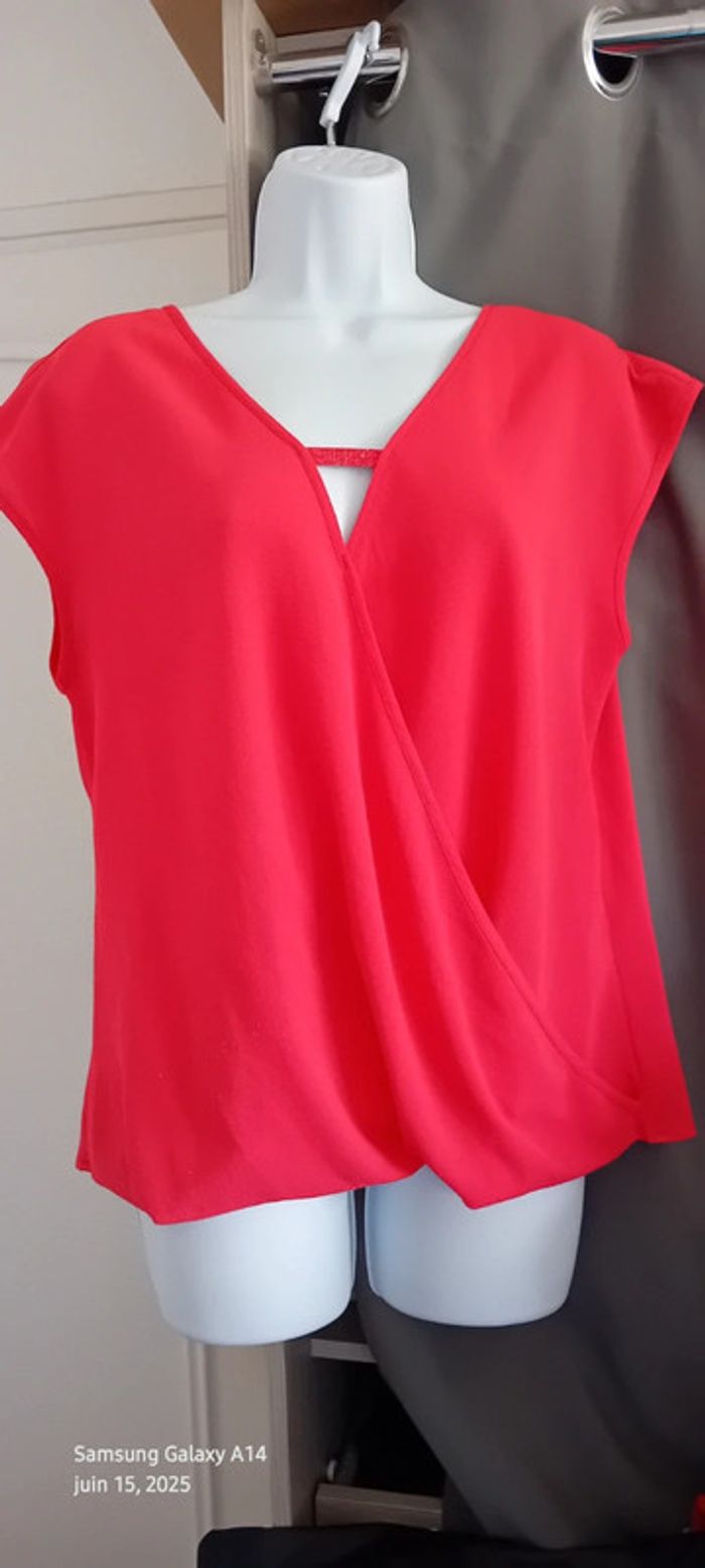 Haut cérémonie sans manches cache cœur col ouvert bandes paillettes corail femme L miss captain