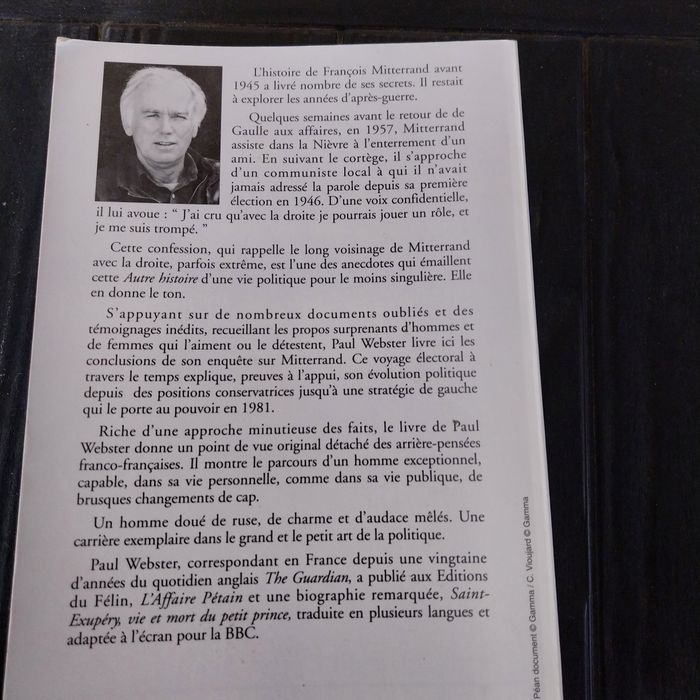 Miterrand l'autre histoire de 1945-1995 à 3,50 euros - photo numéro 3