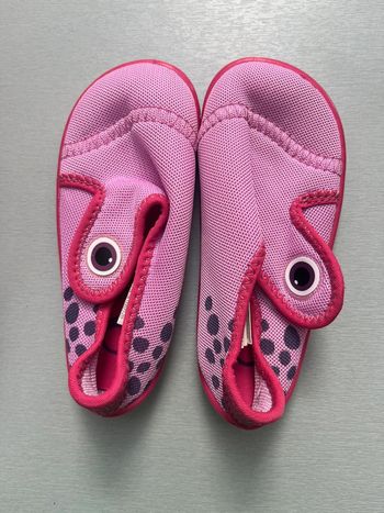 Chaussures piscine décathlon taille 24/25