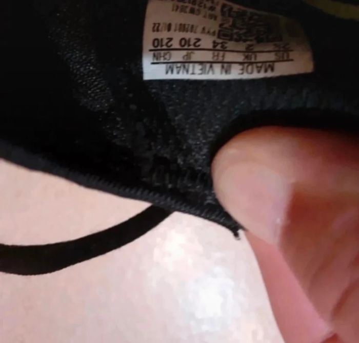 Baskets de tennis Adidas taille 34 - photo numéro 3