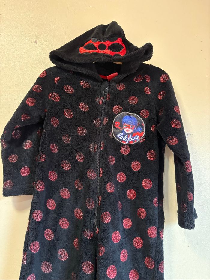 Sur pyjama fille taille 104 - photo numéro 2