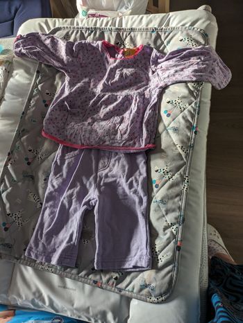 Ensemble violet