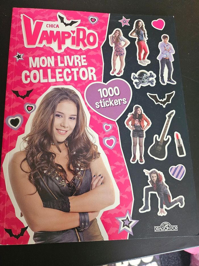 Livre stickers chica vampiro