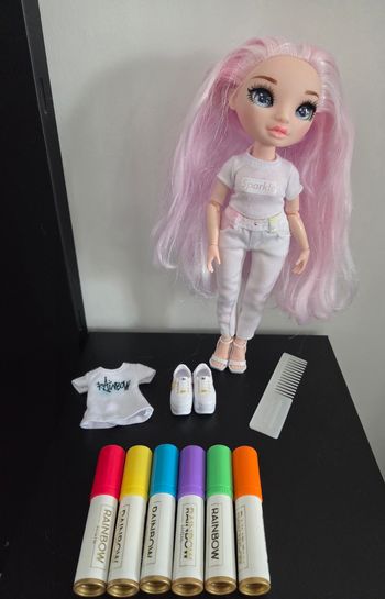 Poupée Rainbow High 