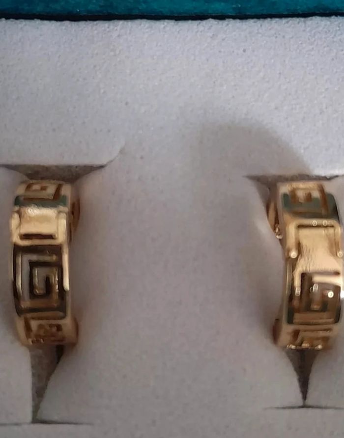 Petits anneaux,boucles d'oreilles dorées - photo numéro 2