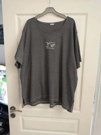 T-shirt de pyjama XXL de marque blanche porte