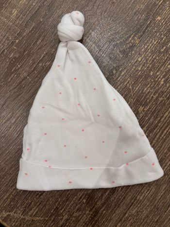 Bonnet de naissance