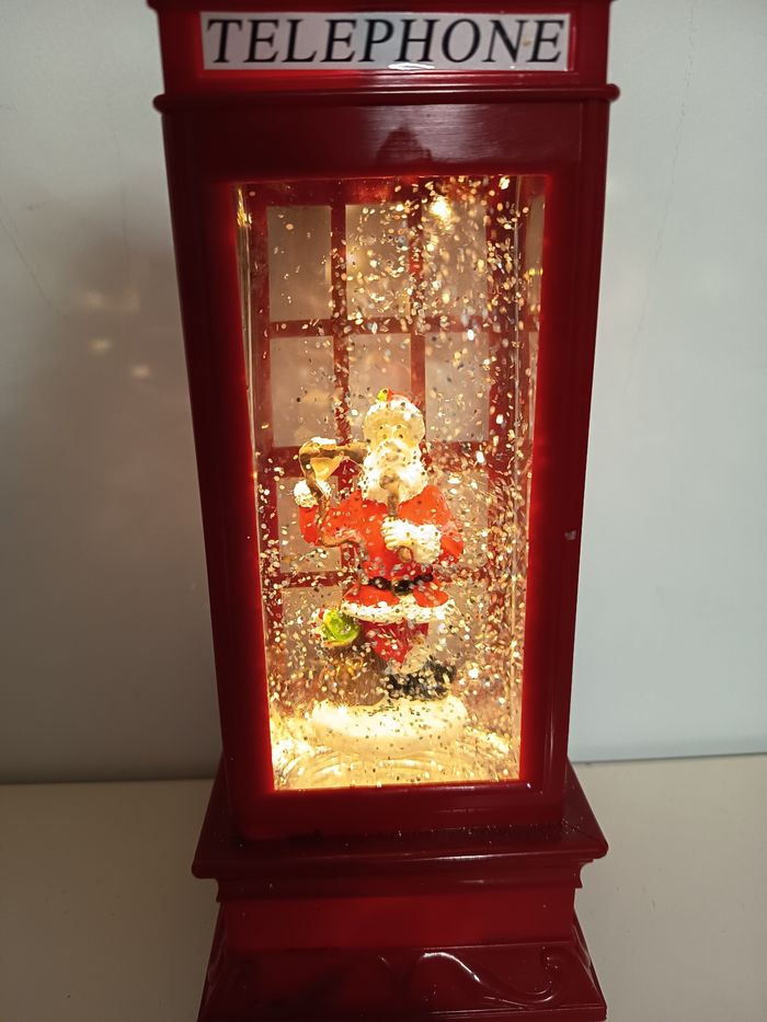 Cabine de noël lumineuse - photo numéro 2