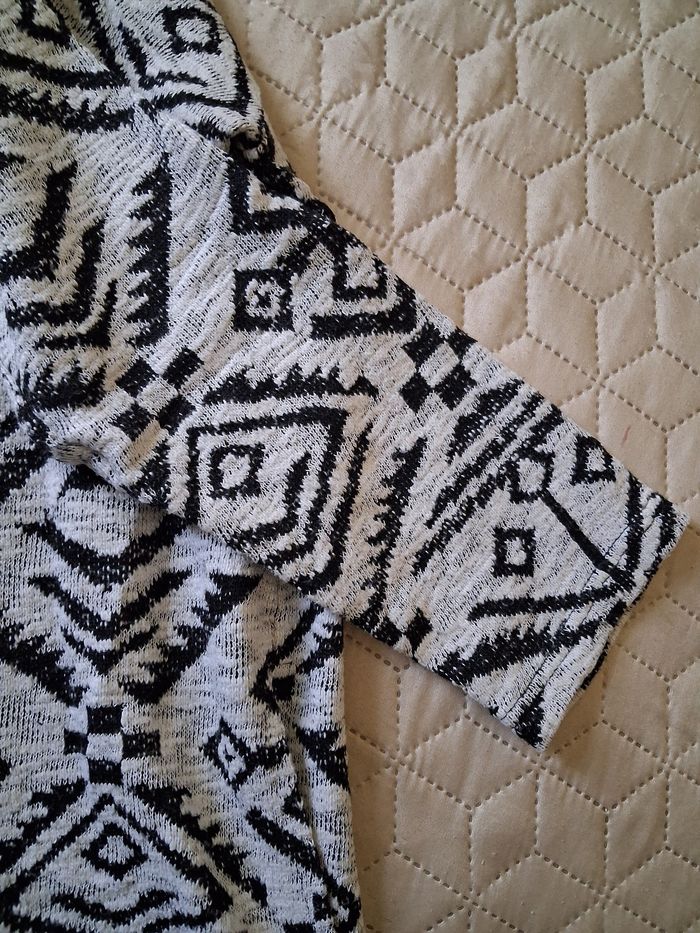 Pull gris et noir taille 38 - photo numéro 7