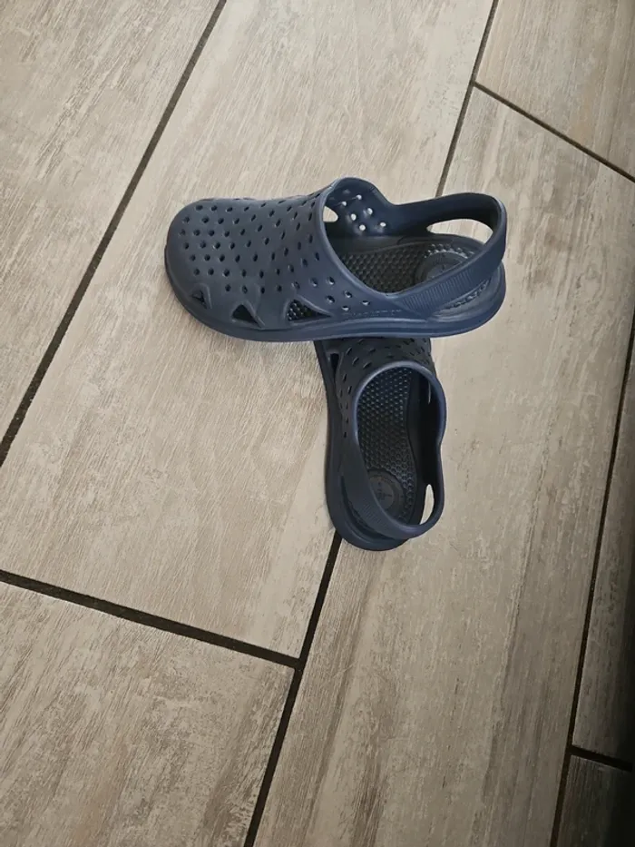 Sabot d'eau "crocs" - photo numéro 2