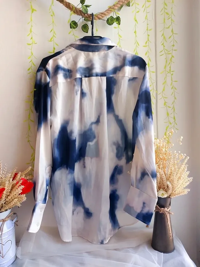 Chemise H&M – XS – Blanc, motifs bleus – État : Excellent - photo numéro 3