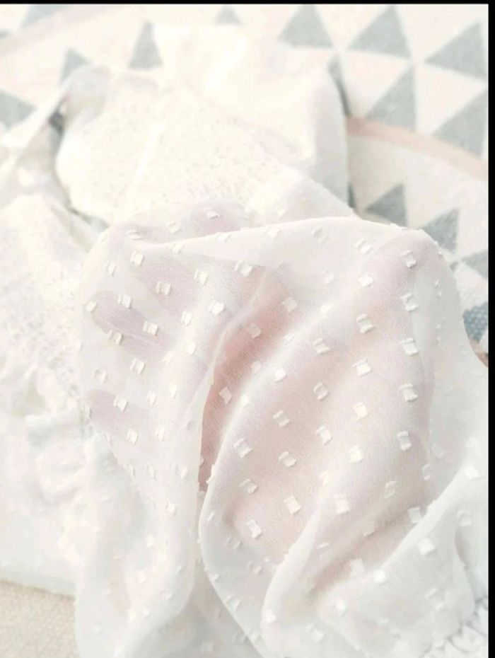 Blouse  courte  écrue  pois et  smock  -  Jennyfer  -  S  -  Parfait  état - photo numéro 6