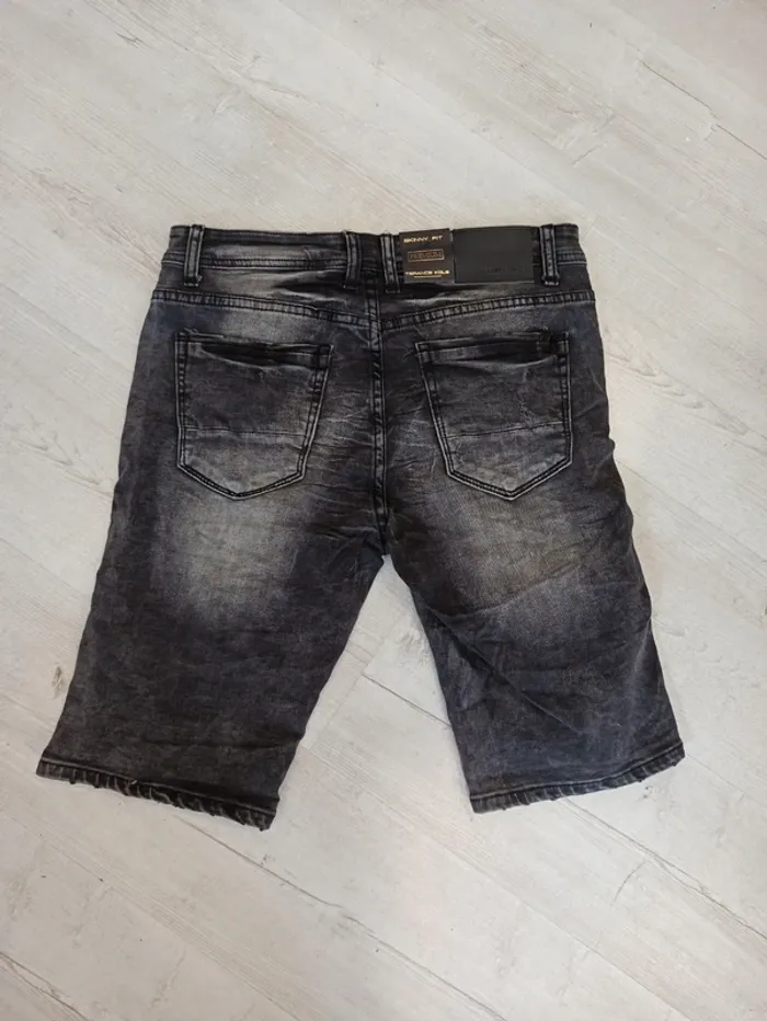 Short gris foncé homme 32US - photo numéro 2