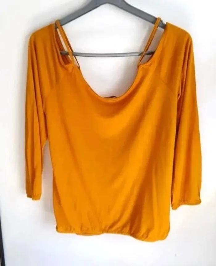 Haut effet cœur-croisé - taille M- House - 100%viscose neuf - photo numéro 3