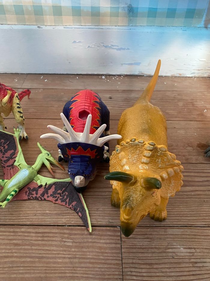 Lot de dinosaures - photo numéro 4