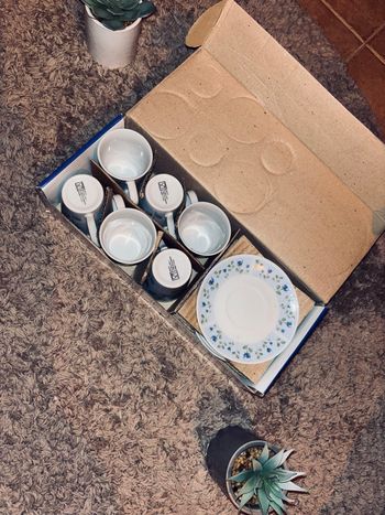 Service à café bleu 12 pièces neuf dans son emballage d’origine 