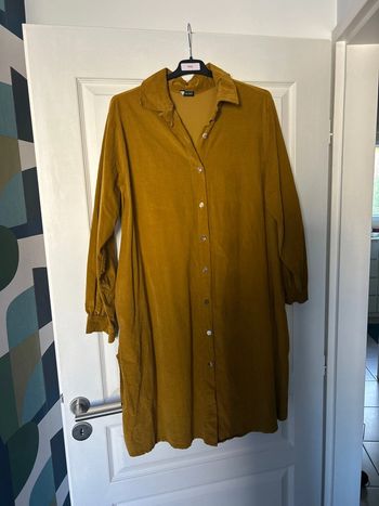 Robe chemise moutarde 44/46