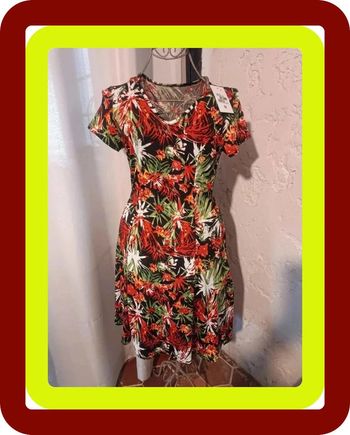 Robe taille s neuve