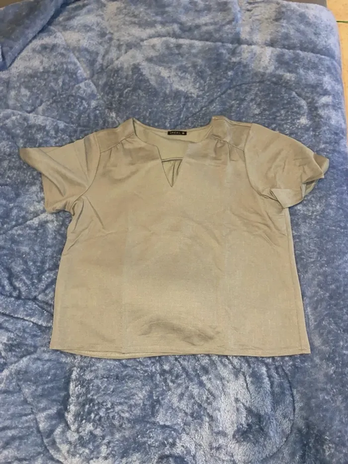 Tee shirt vert