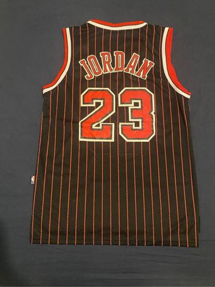 Réplique Maillot Jordan 23 Chicago Bulls - photo numéro 2