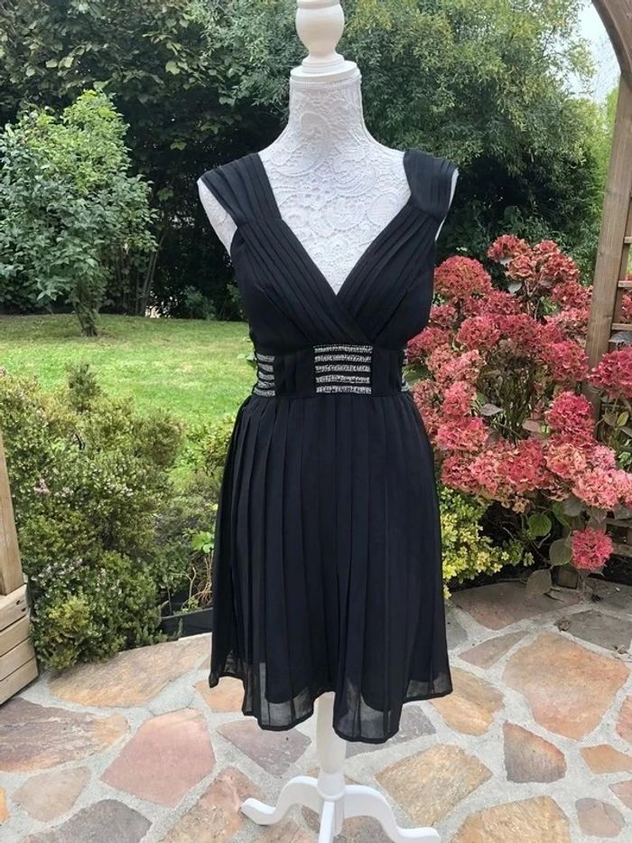 Robe Mogan neuve taille 38