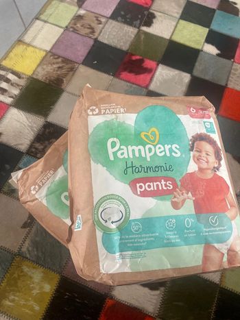 Lot de deux paquets de couches Pampers harmonie pants taille 6